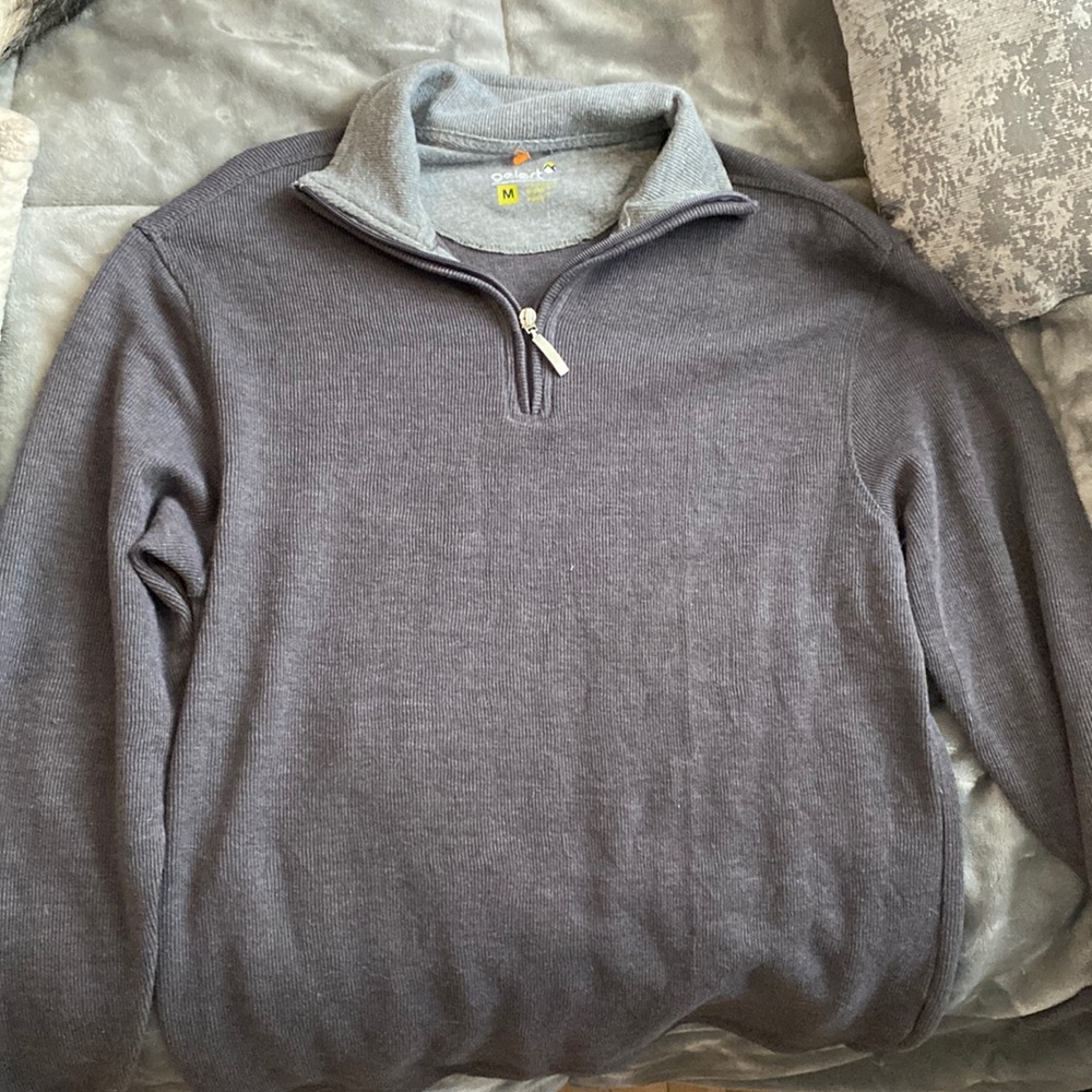 Gelert quarter side sweater